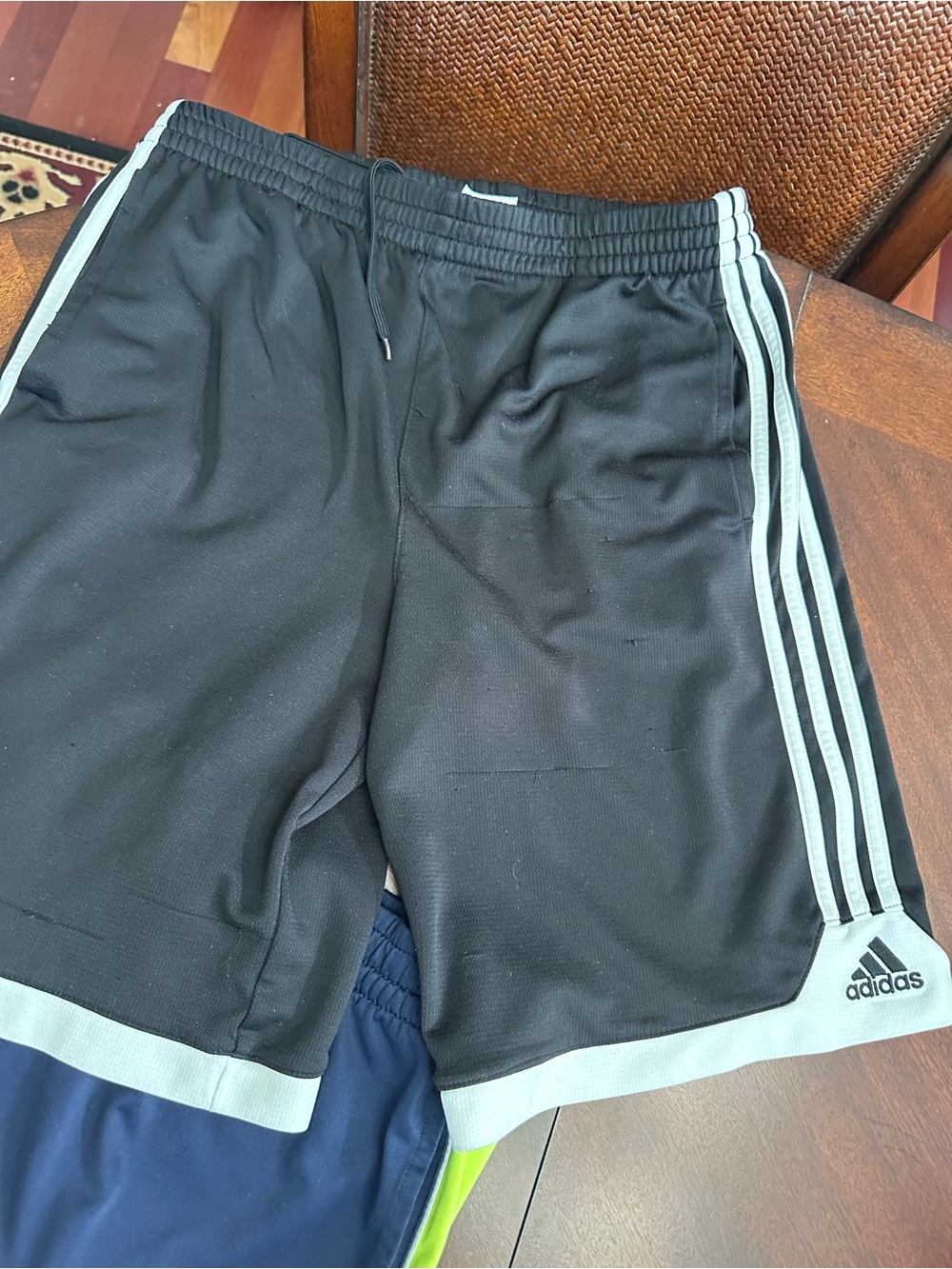 Shorts Bundle Adidas and Puma Active Side Striped Drawstring Pockets XL - Picture 3 of 9